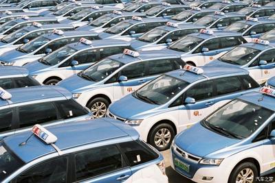 深圳推出2萬新增汽車指標(biāo)，購新能源車補(bǔ)貼1萬元，促進(jìn)汽車消費(fèi)與綠色出行